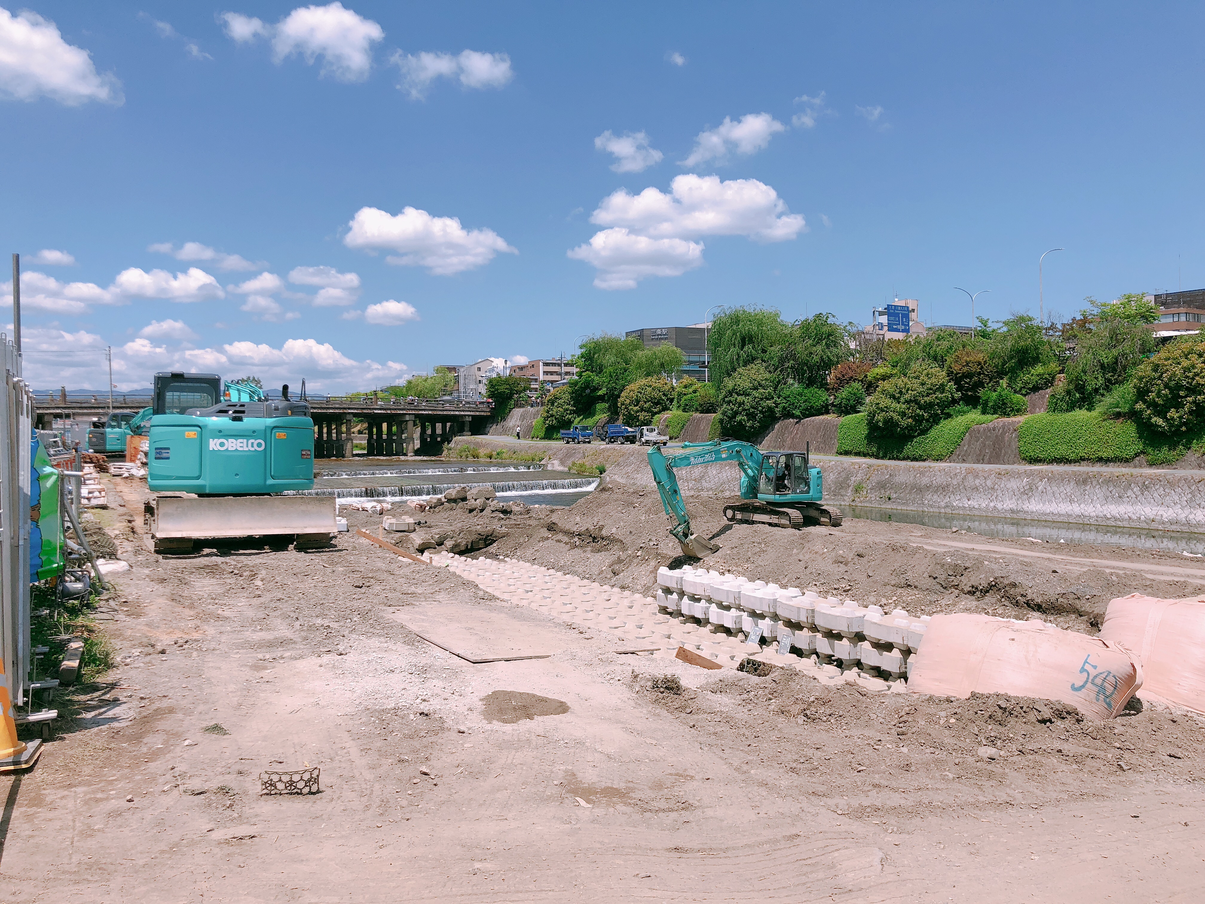 鴨川工事の場所はこちら