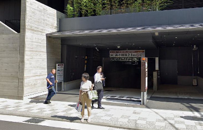 ラクエ四条烏丸で着飾る！おすすめ駐車場10選！料金や目的地までの距離などのまとめ！