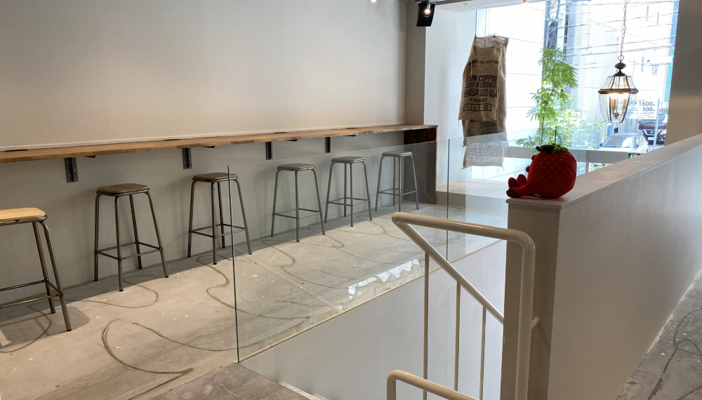 【京都グルメ】豊富なフード＆ドリンクが人気のKAMEE COFFEE KYOTO 四条西洞院店に行ってみた｜中京区