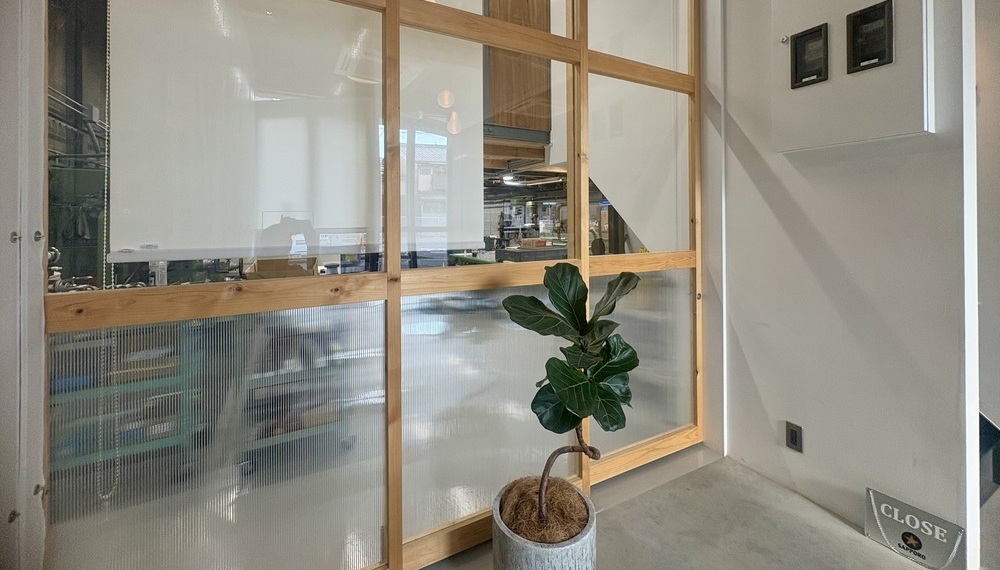 【京都・中京区】Cafe ギアデ｜工場併設の一風変わった空間で楽しむくつろぎ時間【京都グルメ】
