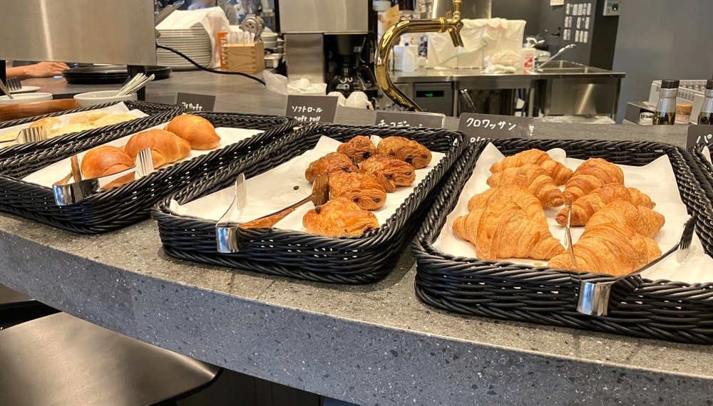 【京都・下京区】Arbrin｜サラダ・パン食べ放題の贅沢ランチが人気のビストロレストラン【京都グルメ】