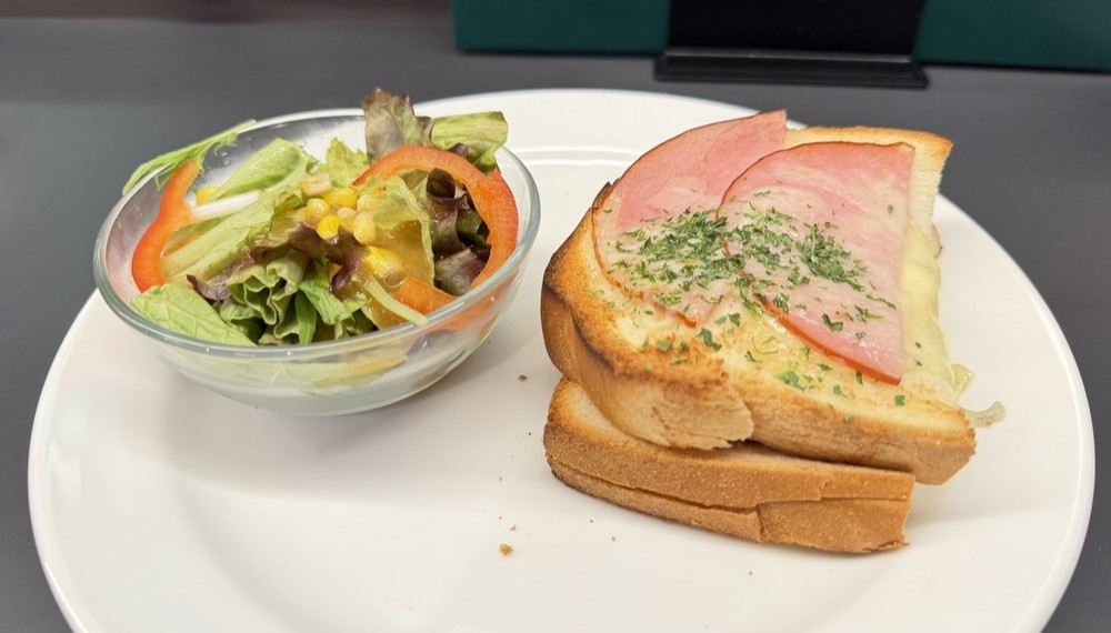 【京都・中京区】珈琲館 京都錦高倉通店｜錦市場の入口で人気のカフェ【京都グルメ】