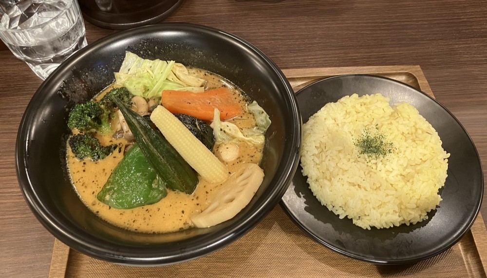 【京都・中京区】札幌スープカリーキング 京都新京極店｜和風出汁で人気の進化系スープカレー店【京都グルメ】